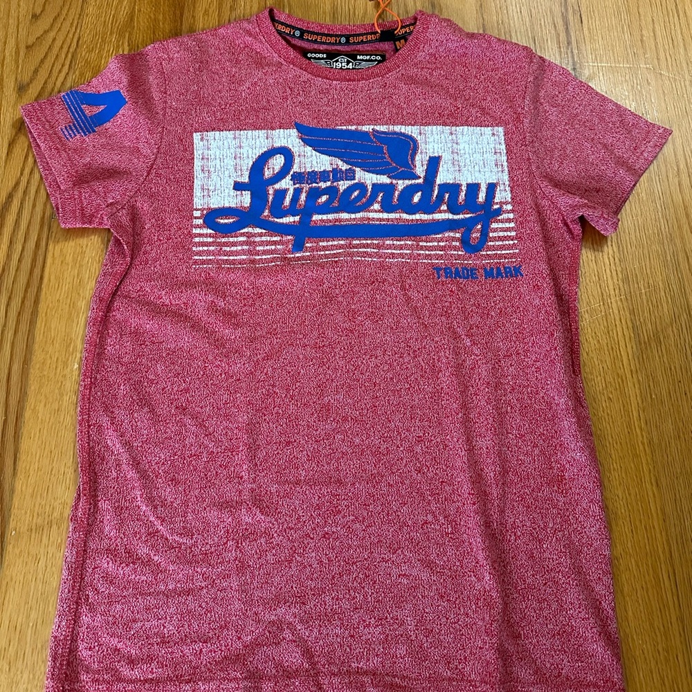 NWT Men’s Superdry Tshirt